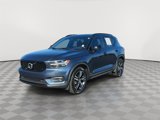 Used 2022 Volvo XC40 T5 R-Design image 4