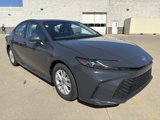 Used 2025 Toyota Camry LE image 2