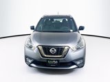 Used 2019 Nissan Kicks SR image 2