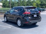 Used 2017 Nissan Rogue SV image 5