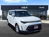 New 2025 Kia Soul LX image 2