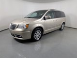 Used 2016 Chrysler Town & Country Touring image 3