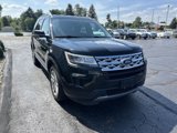 Used 2019 Ford Explorer XLT image 3