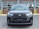 Used 2019 Toyota Highlander SE image 2