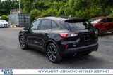 Used 2021 Ford Escape SE w/ SE Sport Appearance Package image 4
