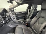 Used 2025 Porsche Macan image 5