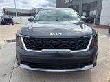 Used 2024 Kia Sorento LX image 2