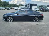 Used 2023 Hyundai Elantra Limited w/ Preferred Accessory Package image 4
