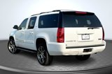 Used 2013 GMC Yukon XL SLT image 2