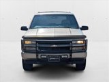 Used 2000 Chevrolet Tahoe Z71 w/ Comfort & Security Pkg image 2