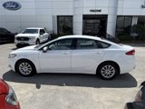 Used 2018 Ford Fusion S image 2
