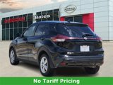 Used 2023 Nissan Kicks S image 5
