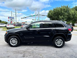 Used 2020 Jeep Grand Cherokee Laredo image 4