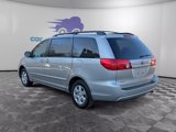 Used 2010 Toyota Sienna LE image 4