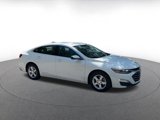 Used 2023 Chevrolet Malibu LT w/ Driver Confidence Package image 2