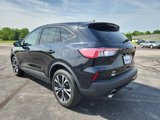 Used 2021 Ford Escape SE w/ SE Sport Appearance Package image 2