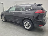 Used 2020 Nissan Rogue SV image 3