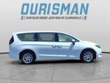 Used 2022 Chrysler Voyager LX image 2