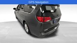 Used 2022 Chrysler Voyager LX image 5