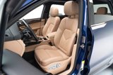 Certified 2023 Porsche Macan image 5