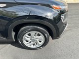 Used 2022 Hyundai Venue SE w/ Cargo Package image 3