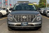 Used 2024 Hyundai Venue Limited image 2