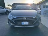 Used 2019 Hyundai Elantra SE image 2