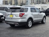 Used 2017 Ford Explorer XLT image 4