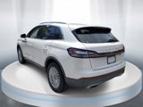 Used 2019 Lincoln Nautilus FWD image 3
