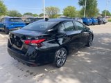 Used 2023 Nissan Versa SV image 3