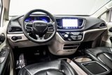 Used 2022 Chrysler Pacifica Touring-L image 5
