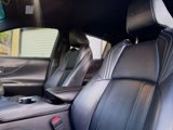 Used 2021 Toyota Venza XLE w/ Softex Package image 4