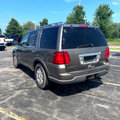 Used 2004 Lincoln Navigator Luxury image 3