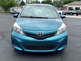 Used 2012 Toyota Yaris L image 2