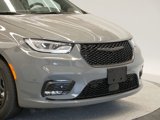 New 2025 Chrysler Pacifica Premium image 3
