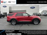 Certified 2021 Ford Explorer XLT w/ Equipment Group 202A image 3