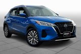 Used 2023 Nissan Kicks SV image 2