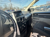 Used 2010 Dodge Grand Caravan SE image 6