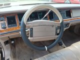 Used 1993 Lincoln Town Car Executive image 6