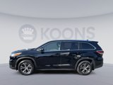 Used 2016 Toyota Highlander XLE image 2