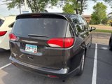Used 2017 Chrysler Pacifica Touring image 4