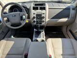 Used 2009 Ford Escape XLT image 2
