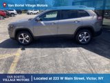 Used 2019 Jeep Cherokee Limited image 2