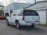 Used 2000 Cadillac Escalade 4WD image 3