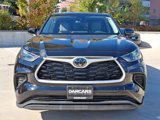 Used 2023 Toyota Highlander L image 2
