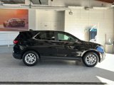 Used 2024 Chevrolet Equinox LT image 2