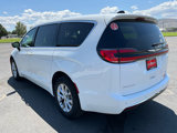 New 2025 Chrysler Pacifica Select image 5