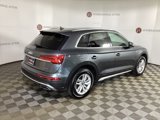 Used 2023 Audi Q5 2.0T Premium w/ Convenience Package image 4