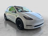 Used 2022 Tesla Model Y Long Range image 3