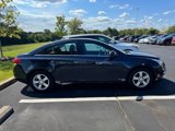 Used 2016 Chevrolet Cruze LT image 2